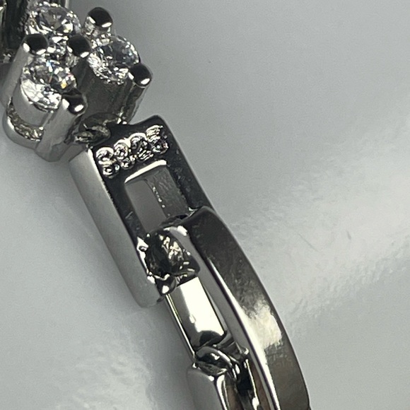 5CT Lab Created Diamond Bracelet. PLATINUM coated. On Silver. 6 3/4" - Picture 3 of 10